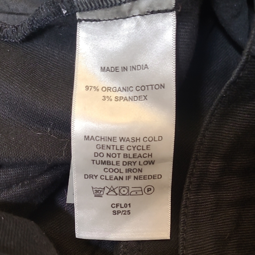 Quince women's Classic Black Chinos - Picture 10 of 10